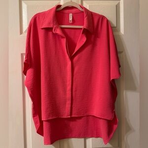 Zenana Outfitters Boxy Button-Down Top in Hot Pink Size SMALL EUC